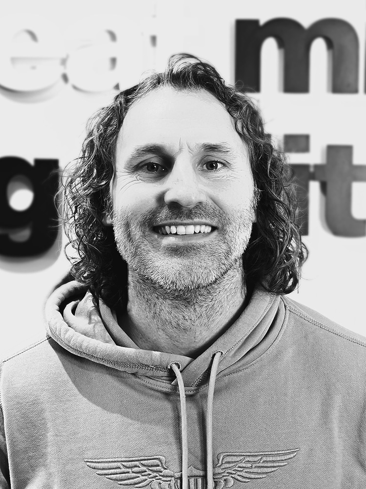 Sven de HaasSEO & GEO specialistkoffie-addict &nbsp;  - &nbsp; crossfit  &nbsp; -  &nbsp; filosoof van het hart  &nbsp; - &nbsp;  sci-fi dreamer &nbsp;   -  &nbsp; kenniszoeker &nbsp;   - &nbsp;  data-junkie &nbsp; - &nbsp;   AI avonturier  &nbsp; - &nbsp;   El Diablo in the flesh  &nbsp; - &nbsp;   grapjas zonder filter mail svenlinkedin